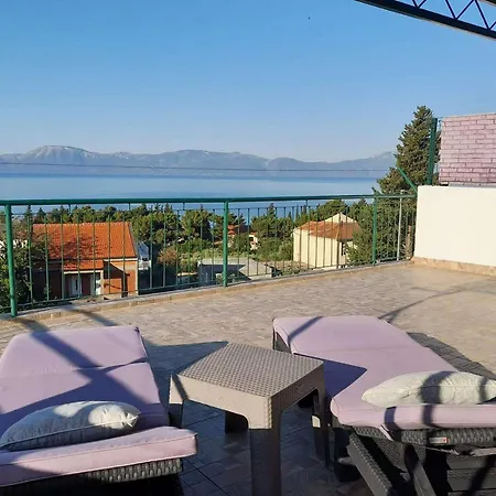 With A Parking Space Gradac, Makarska - 13196 Gradac (Split-Dalmatia)