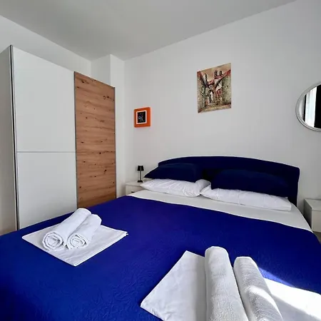 With Parking Space Gradac, Makarska - 13196 그라다츠