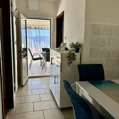 With Parking Space Gradac, Makarska - 13196 * Gradac (Split-Dalmatia)
